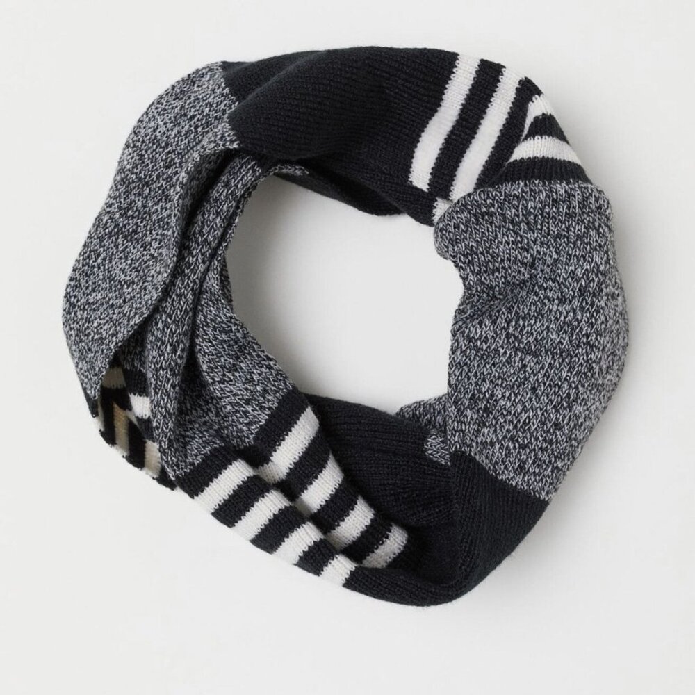 🆕 NWT H&M Tube Knit Scarf